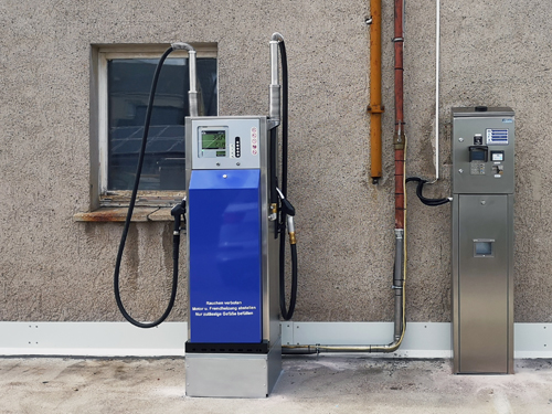 Tankautomat ME-TMS Giro und Zapfsäule P1000 in Oberweisbach